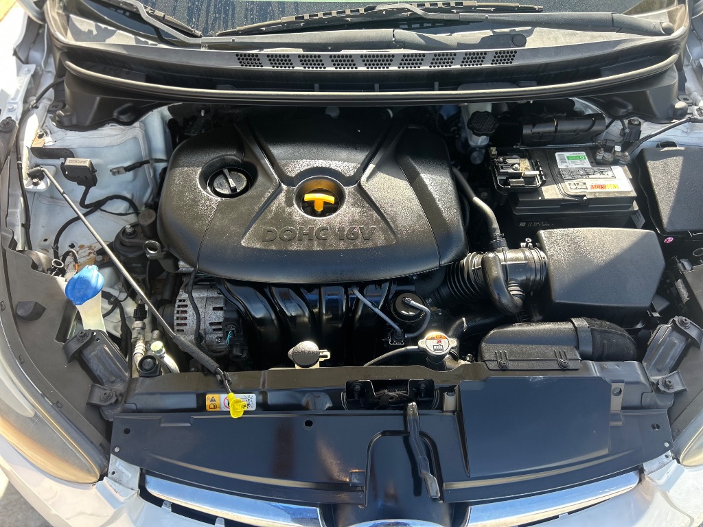 2014 Hyundai Elantra - $3,999