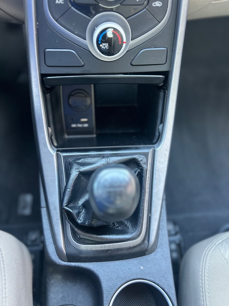 2014 Hyundai Elantra - $3,999