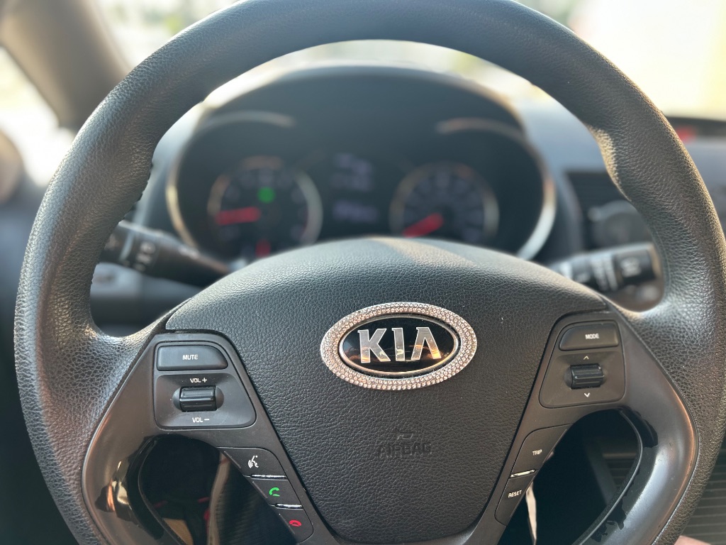 2016 Kia Forte - $4,500