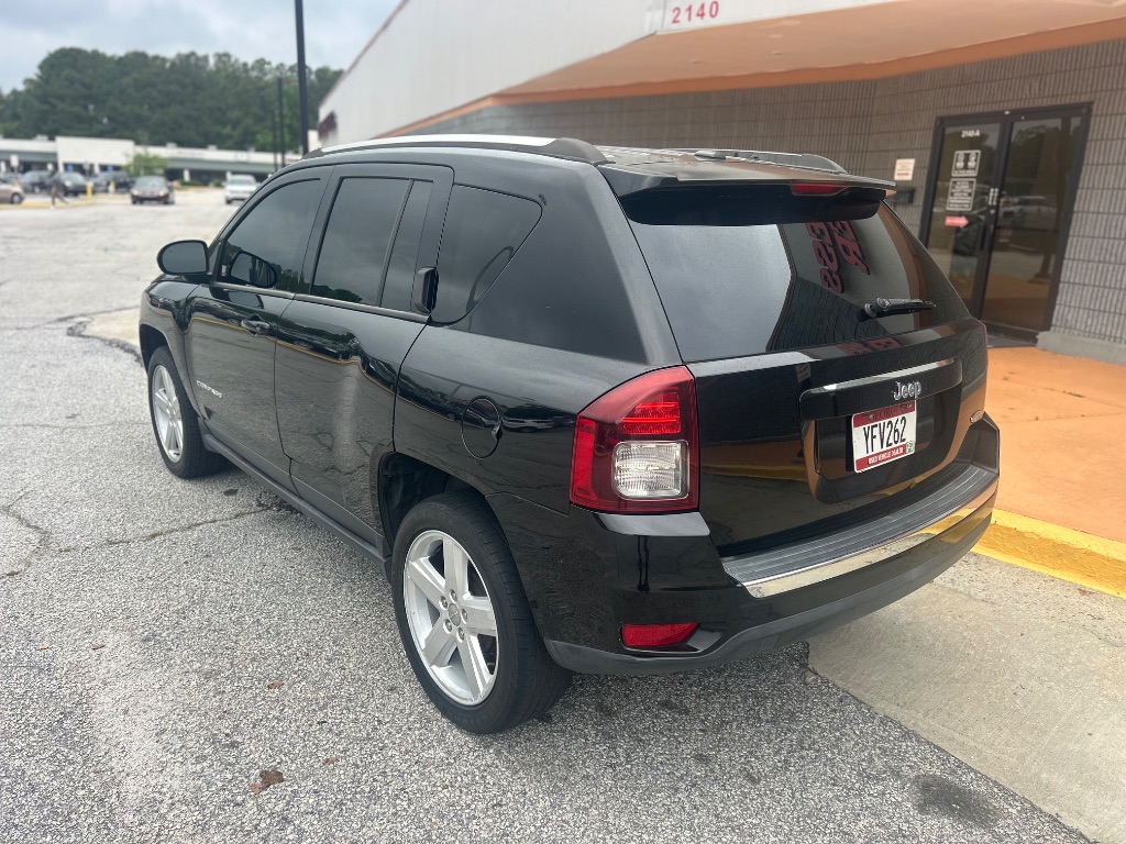 2014 Jeep Compass Latitude photo