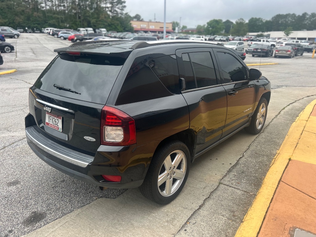 2014 Jeep Compass Latitude photo