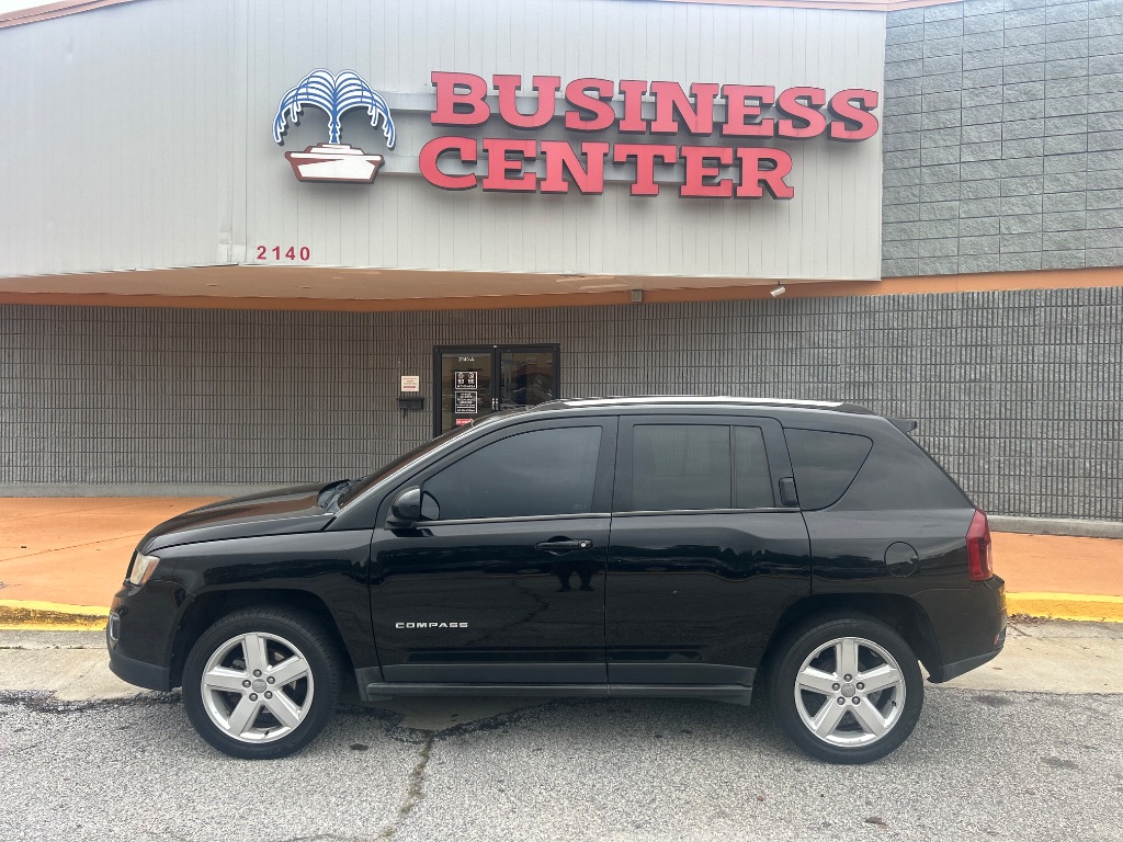 2014 Jeep Compass Latitude photo