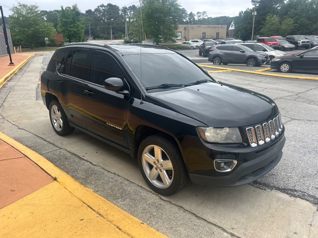 2014 Jeep Compass Latitude photo
