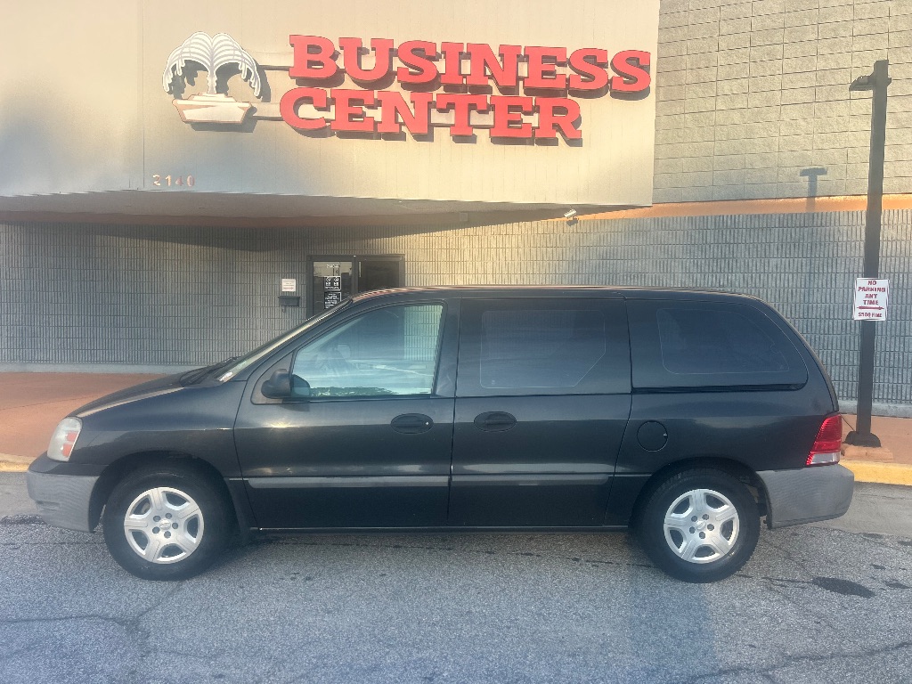 2007 Ford E-150 - $4,799