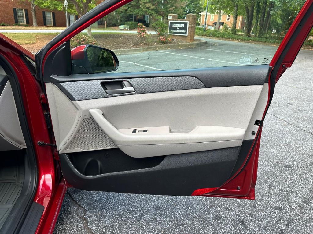 2017 Hyundai Sonata - $4,995