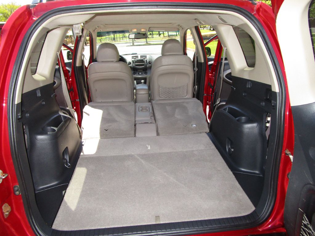 2007 Toyota RAV4 Limited photo