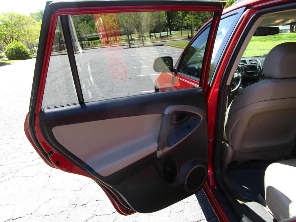 2007 Toyota RAV4 Limited photo