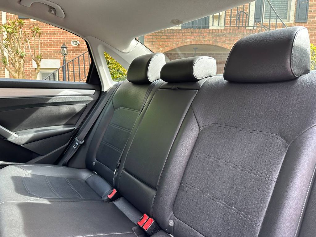 2013 Volkswagen Passat TDI SE photo
