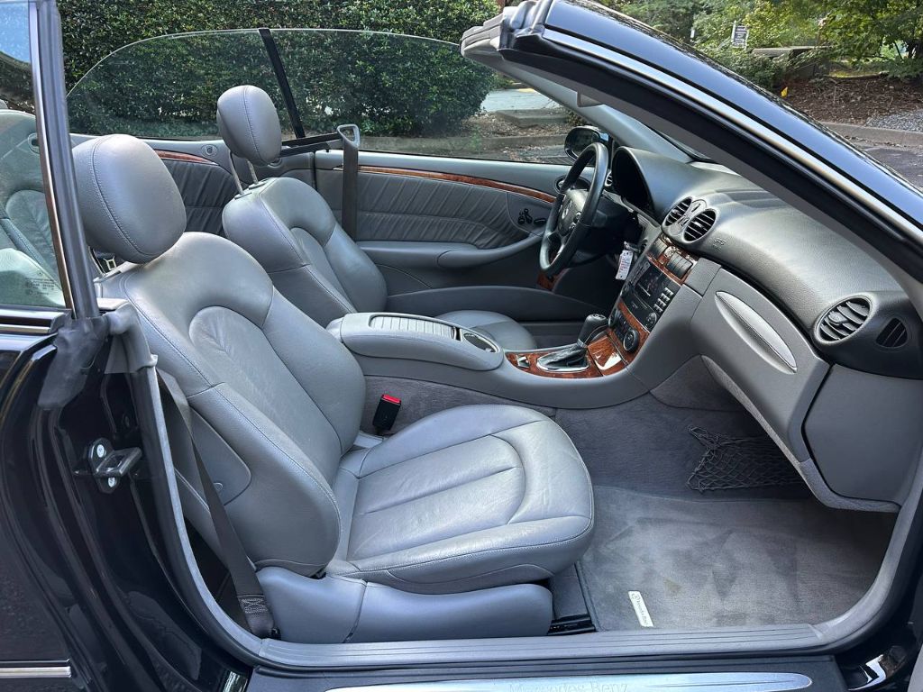 2008 Mercedes-Benz CLK-Class - $4,995