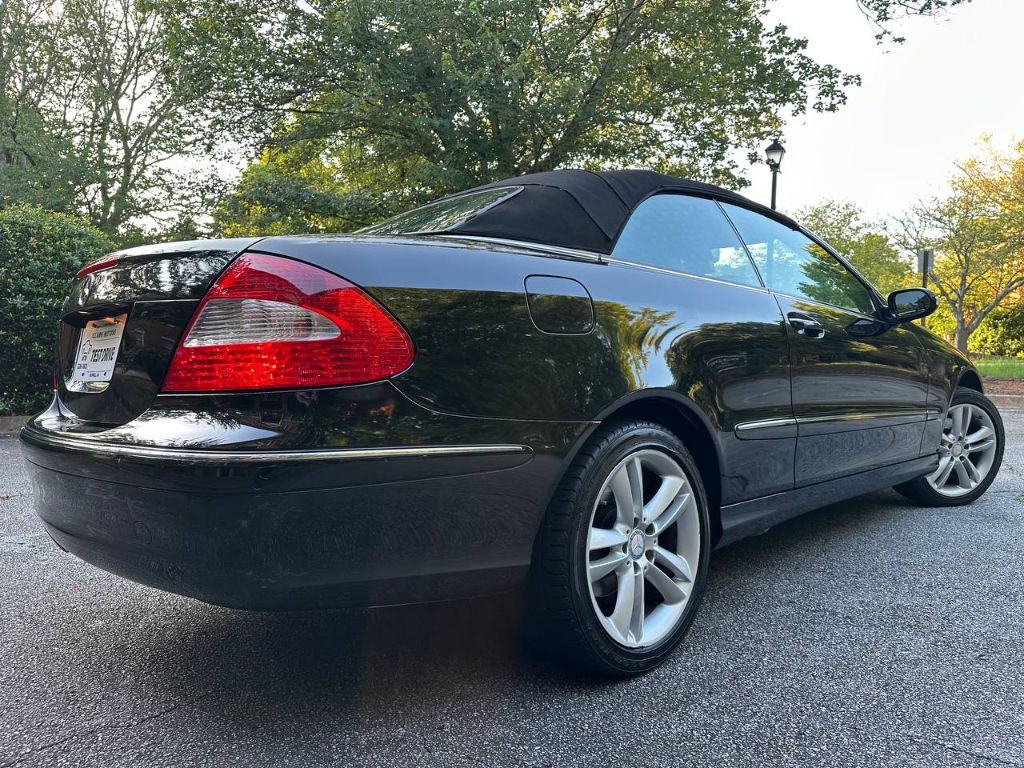 2008 Mercedes-Benz CLK-Class - $4,995