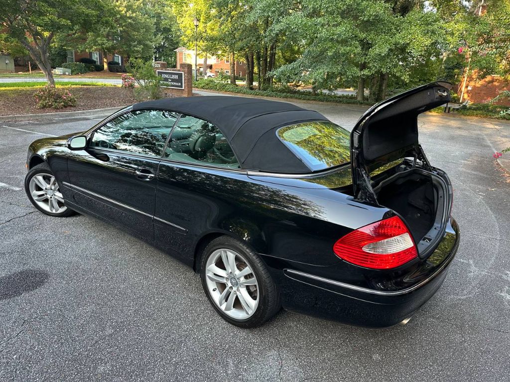 2008 Mercedes-Benz CLK-Class - $4,995