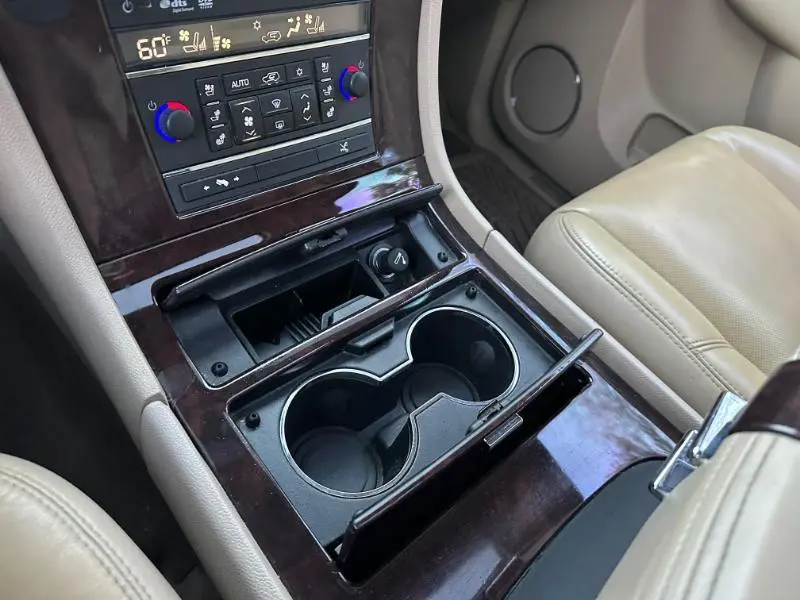 2011 Cadillac Escalade - $13,495