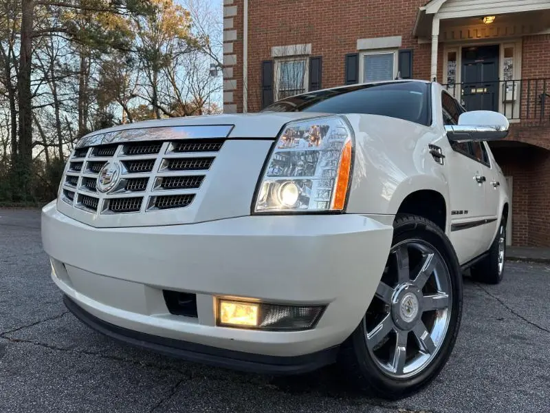 2011 Cadillac Escalade - $13,495