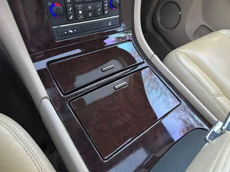 2011 Cadillac Escalade - $13,495
