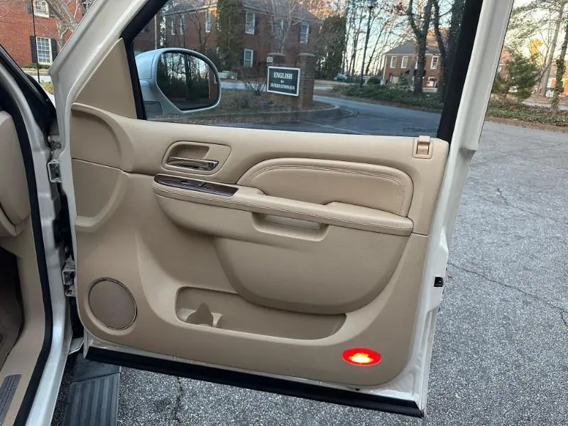 2011 Cadillac Escalade - $13,495