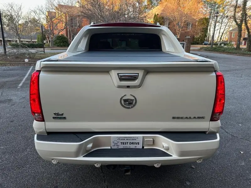 2011 Cadillac Escalade - $13,495