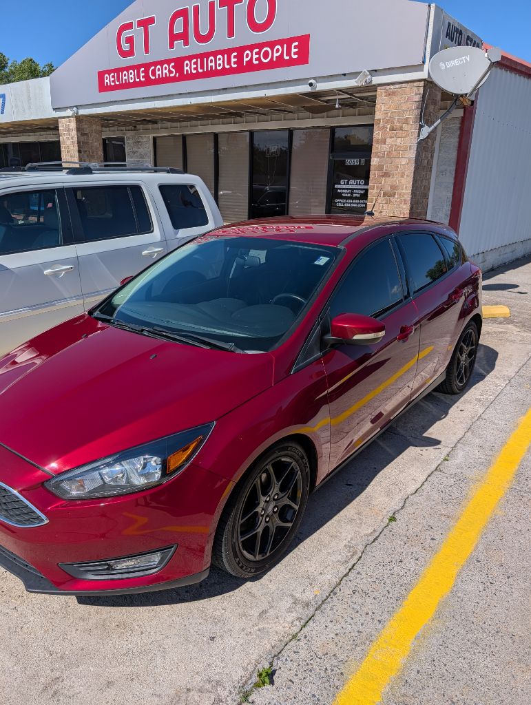 2016 Ford Focus SE photo