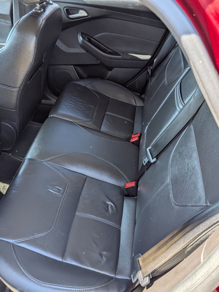 2016 Ford Focus SE photo