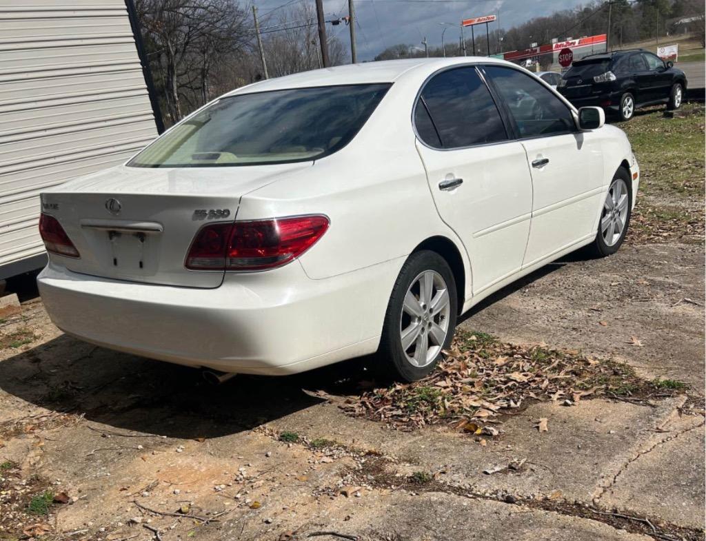 2005 Lexus ES 330 photo