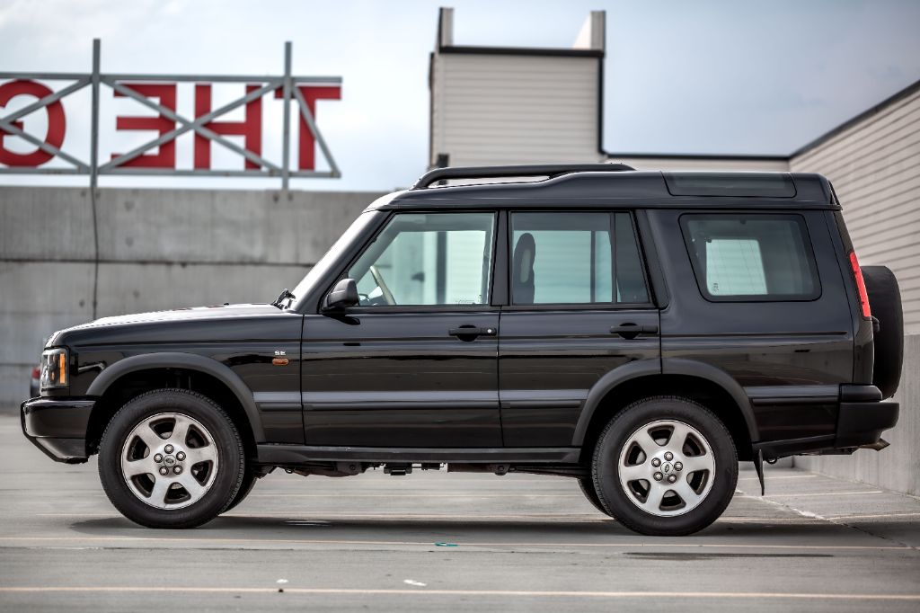 2004 Land Rover Discovery - $27,975