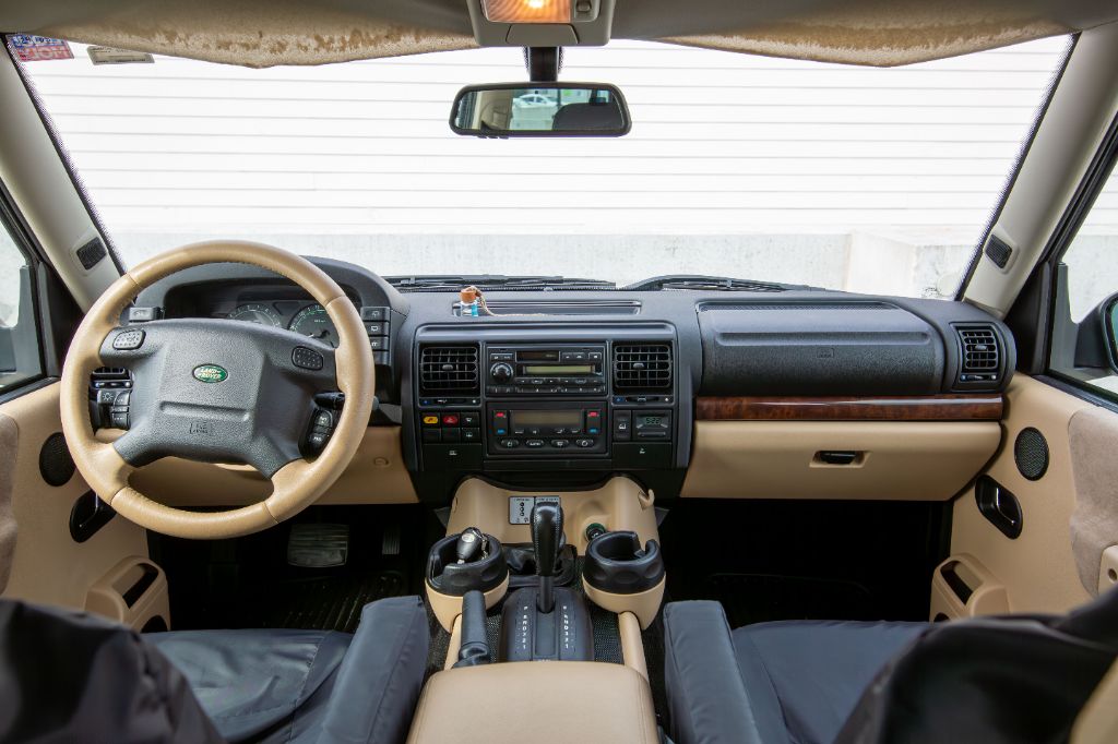 2004 Land Rover Discovery - $27,975