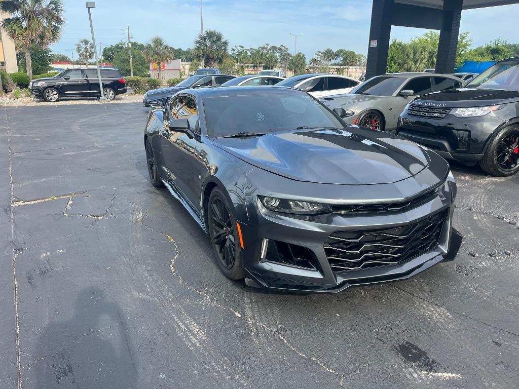 2017 Chevrolet Camaro 2LT photo