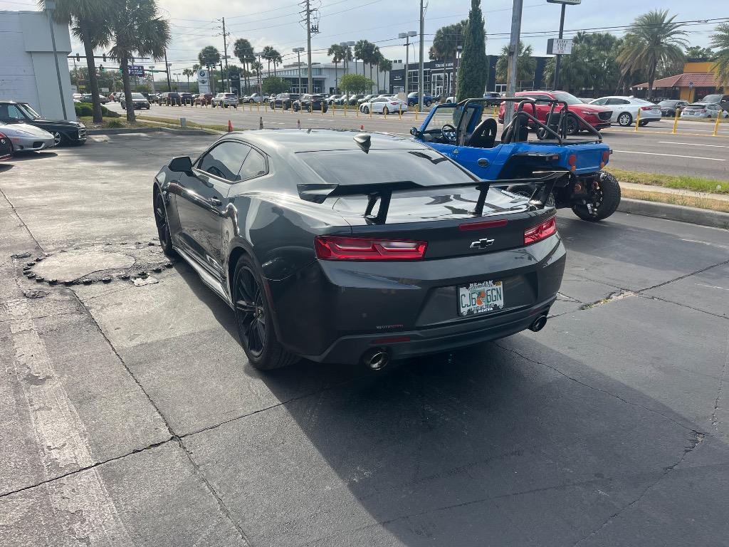 2017 Chevrolet Camaro 2LT photo