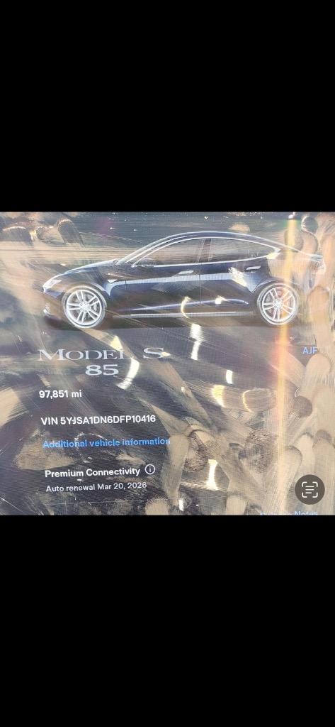 2013 Tesla Model S photo