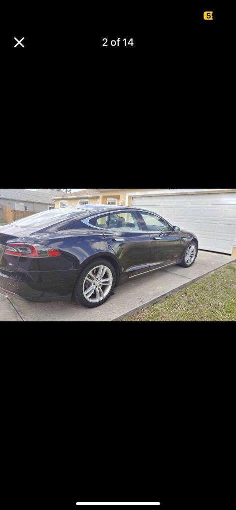 2013 Tesla Model S photo