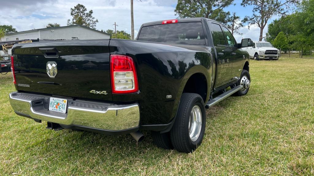 2022 RAM 3500 Big Horn photo