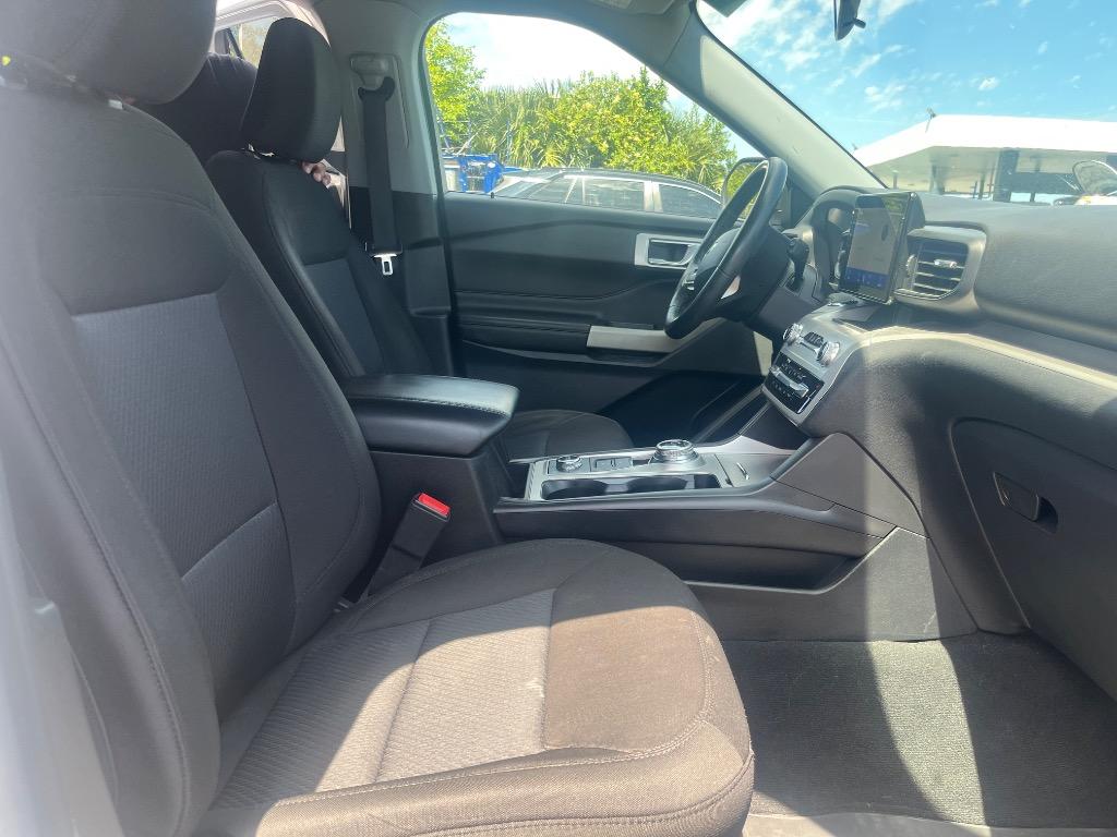 2022 Ford Explorer XLT photo