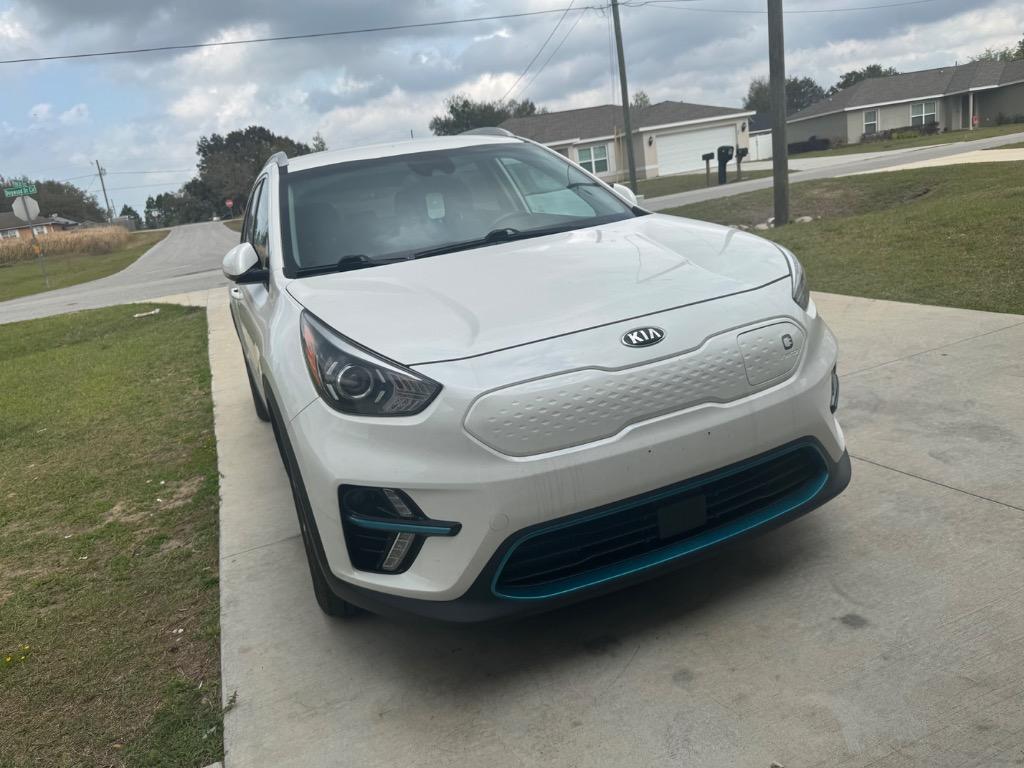 2021 Kia Niro EV EX photo 4
