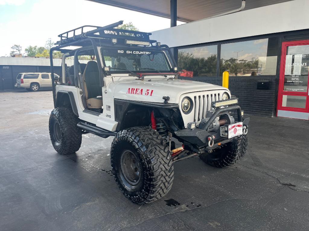 2001 Jeep Wrangler Sahara photo