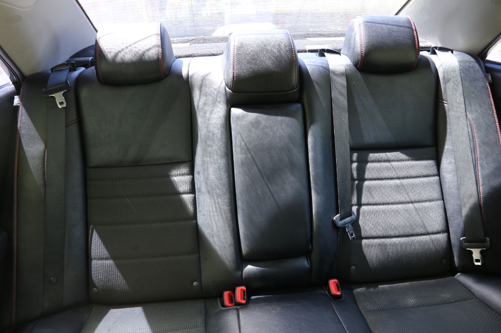2017 Toyota Camry - $8,599