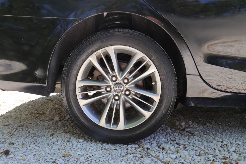 2017 Toyota Camry - $8,599