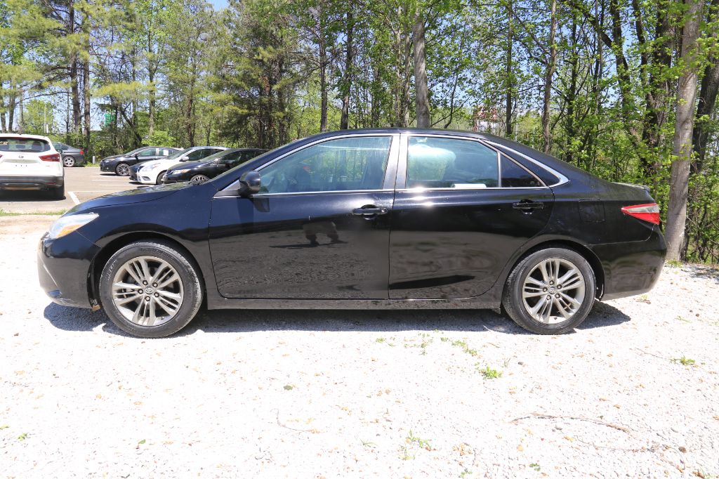2017 Toyota Camry - $8,599