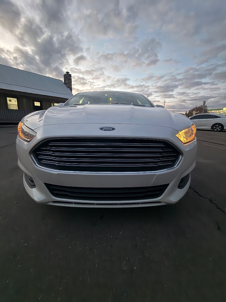 2016 Ford Fusion - $7,699