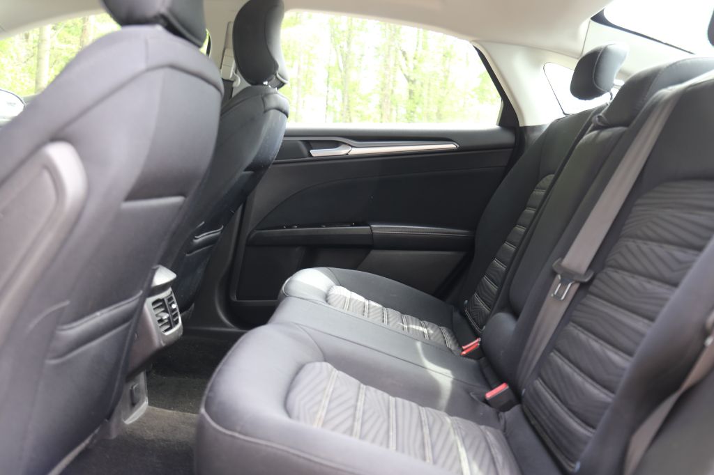 2016 Ford Fusion - $7,699