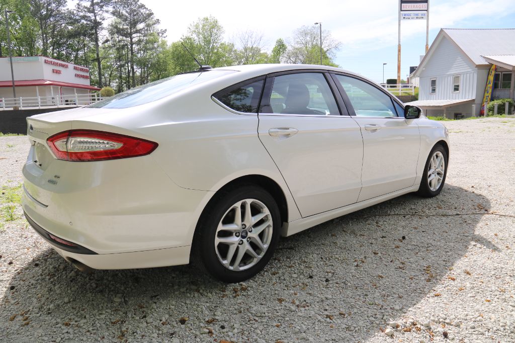 2016 Ford Fusion - $7,699