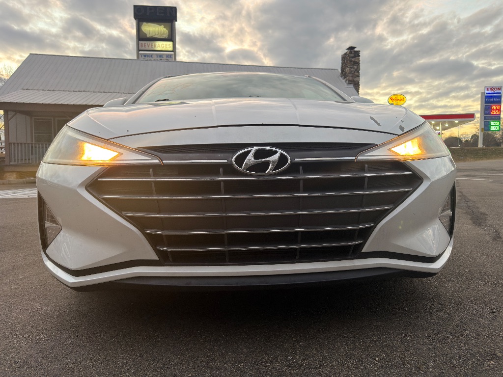 2019 Hyundai Elantra - $11,399