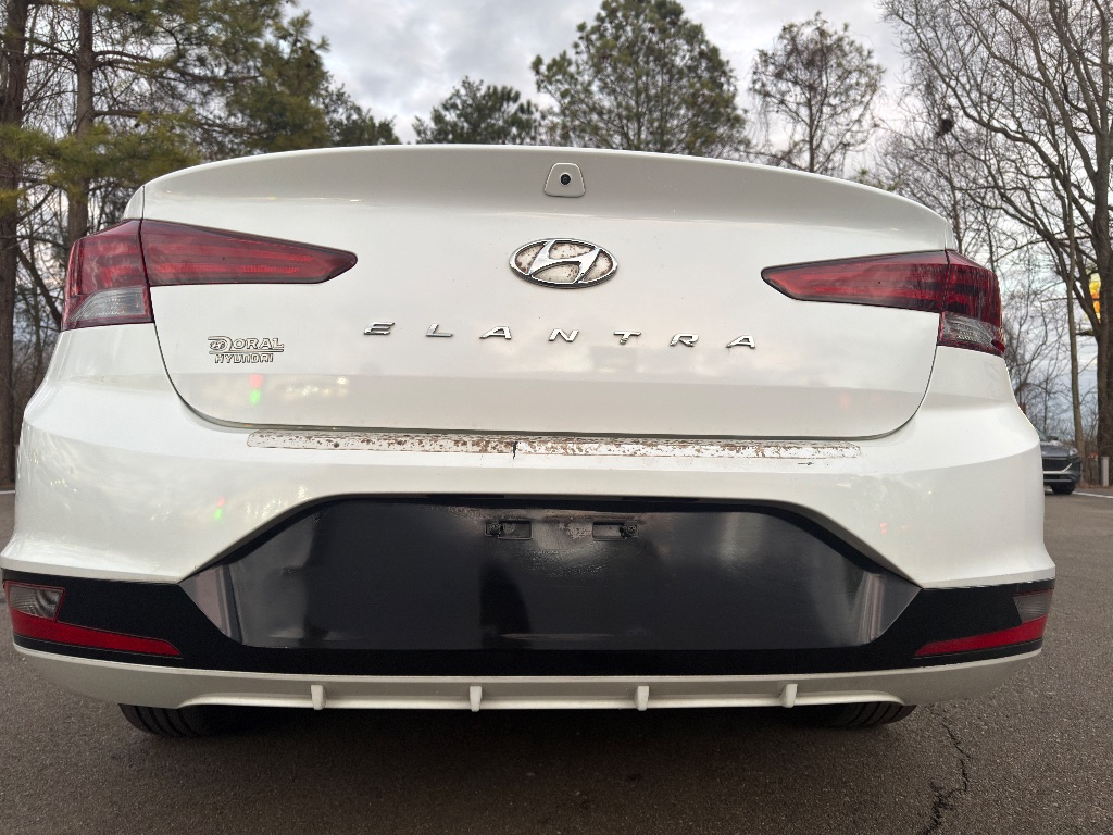 2019 Hyundai Elantra - $11,399