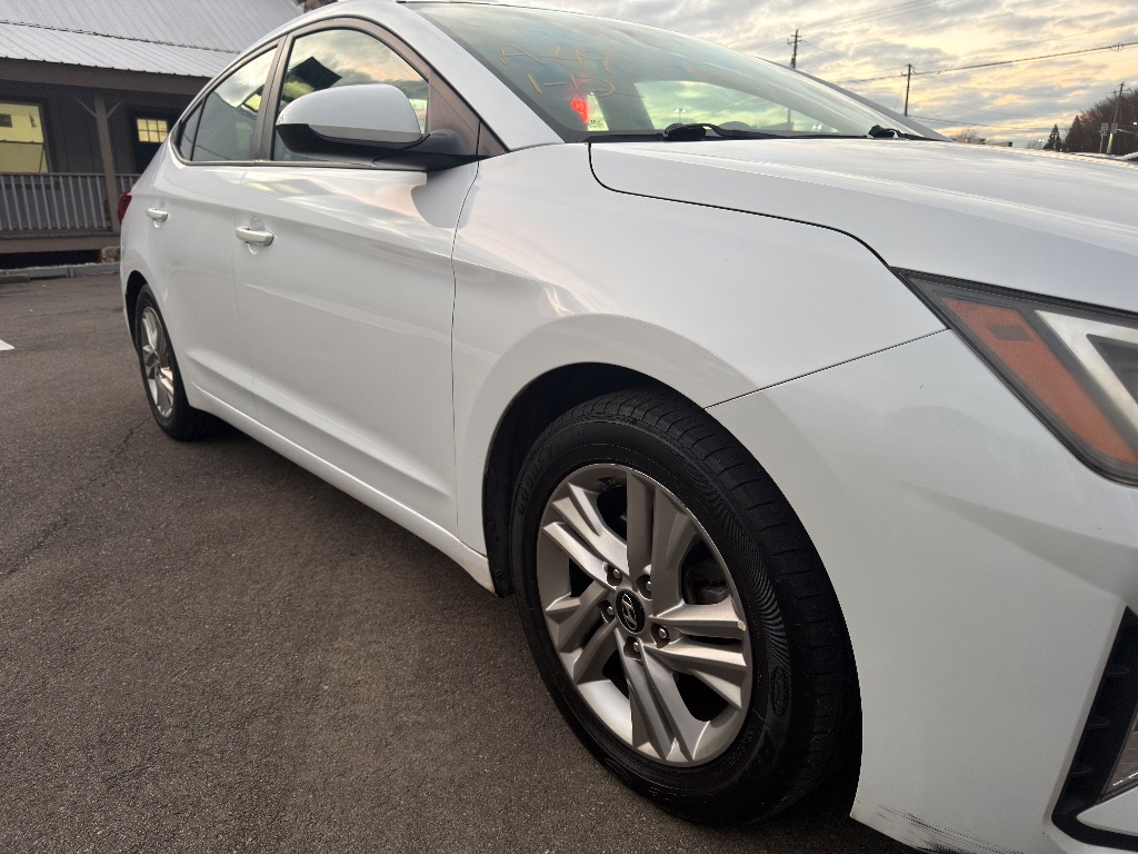 2019 Hyundai Elantra - $11,399