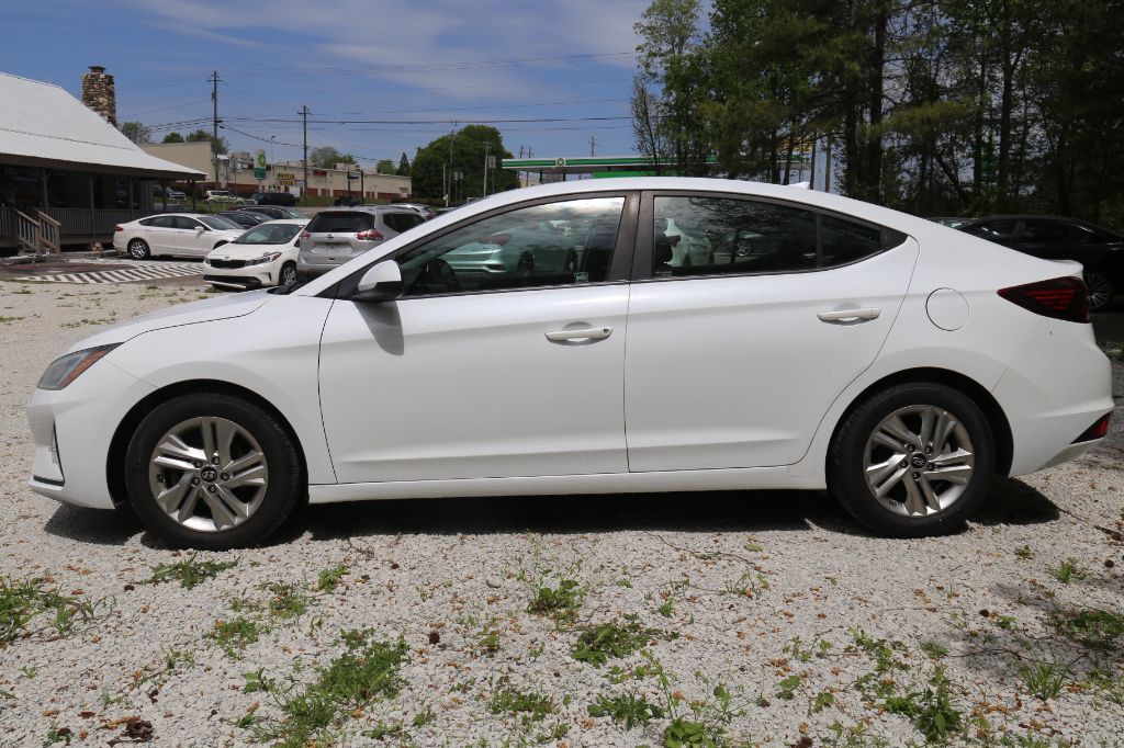 2019 Hyundai Elantra - $11,399