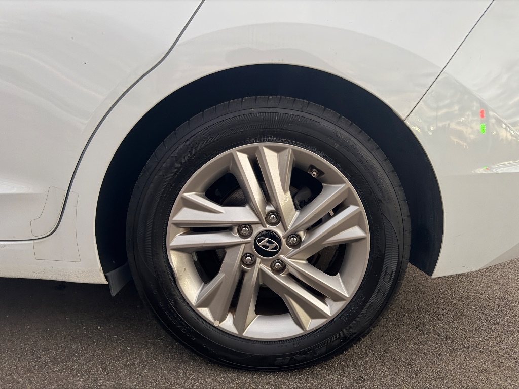 2019 Hyundai Elantra - $11,399