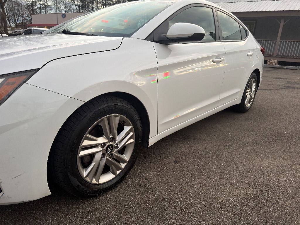 2019 Hyundai Elantra - $11,399