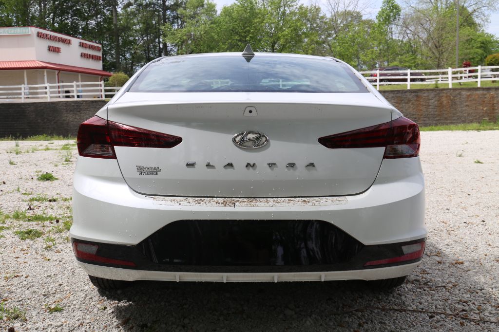2019 Hyundai Elantra - $11,399