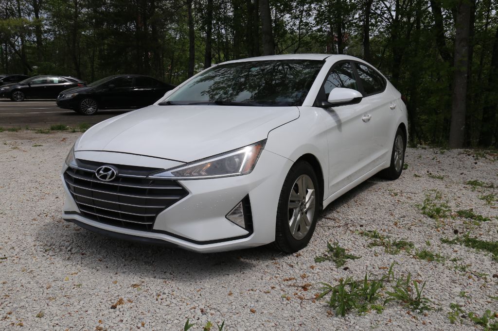 2019 Hyundai Elantra - $11,399