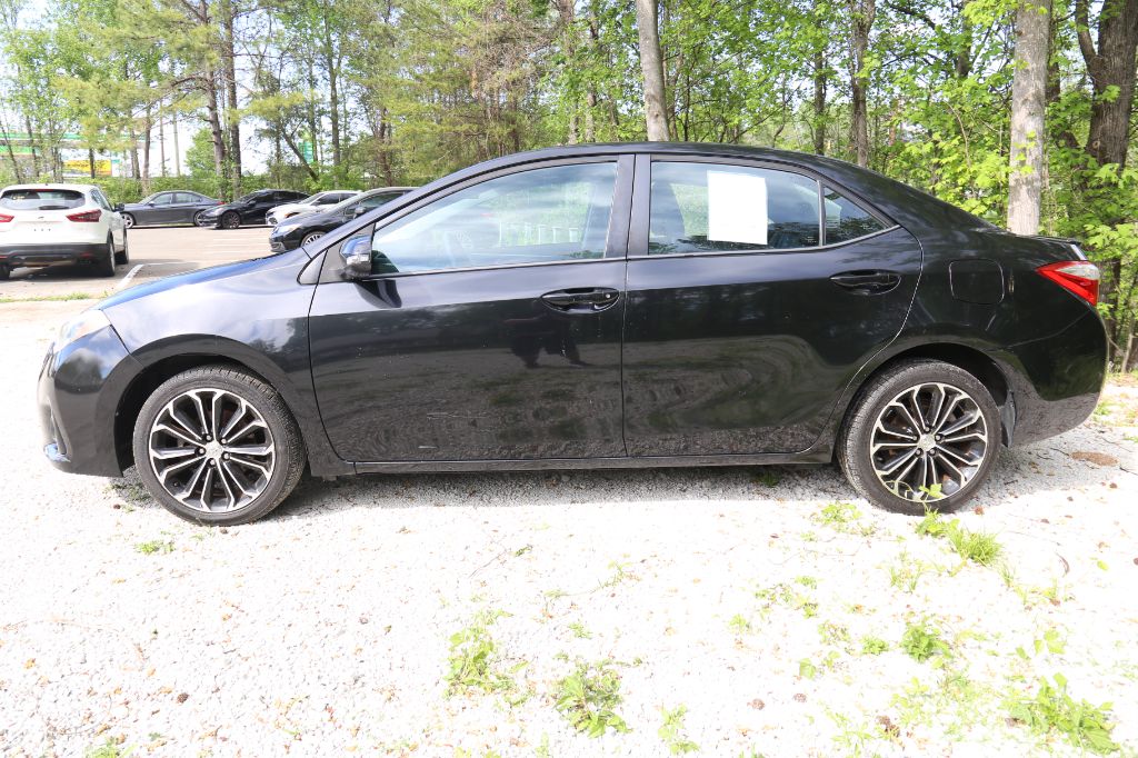 2014 Toyota Corolla - $9,599