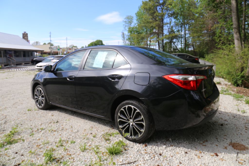 2014 Toyota Corolla - $9,599