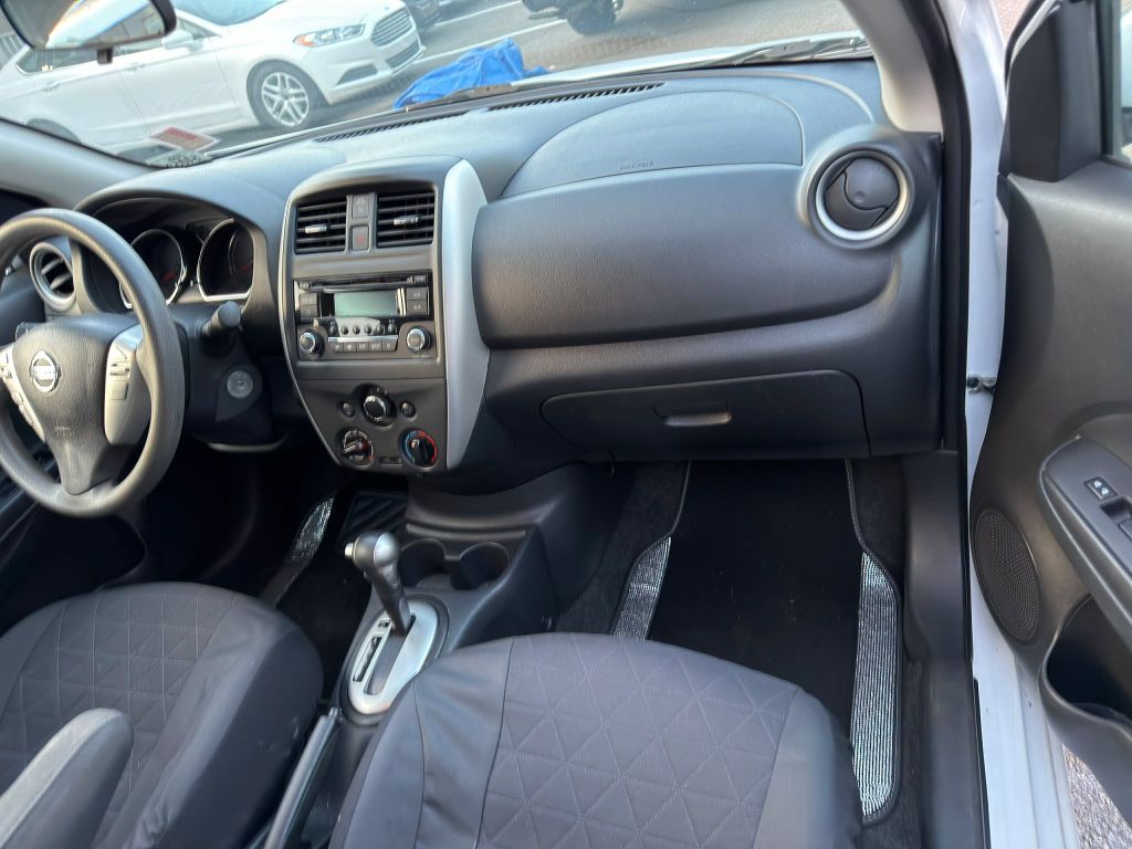 2016 Nissan Versa - $6,500